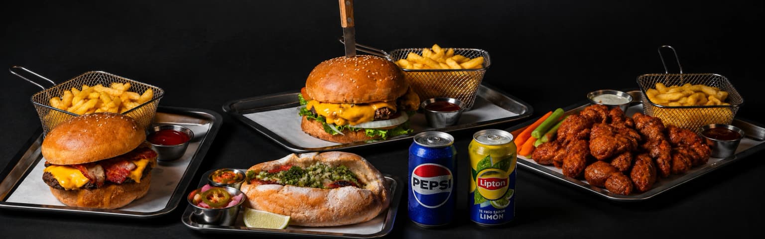 Mr. Wayne — Hamburguesas, Alitas, Choripán y Bebidas artesanales
